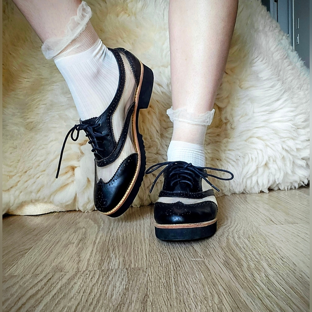 Messeca New York Black Lace-Up Leather & PVC Flats